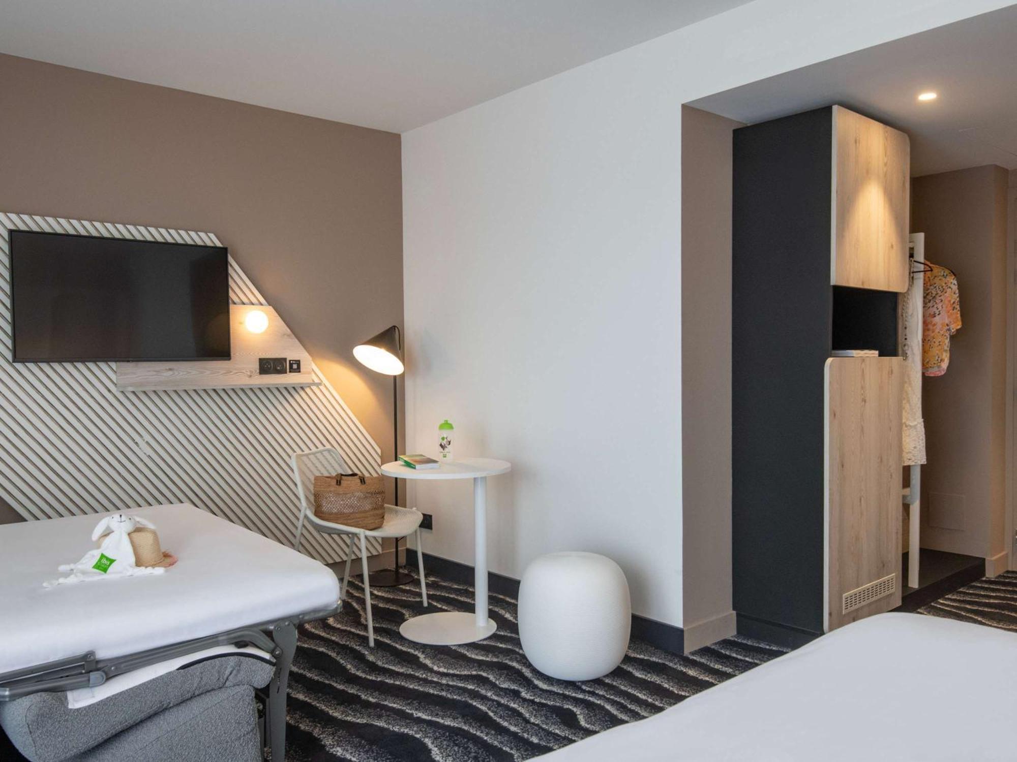 Ibis Styles Porto Vecchio Hotel Exterior foto